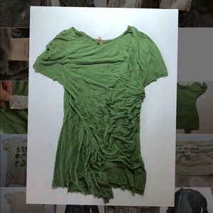 Bailey 44 green asymmetrical hem top